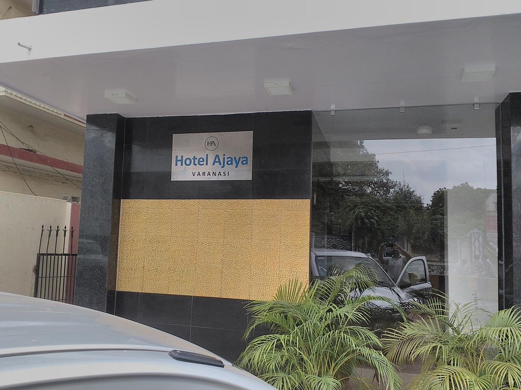 Hotel Ajaya Varanasi Eksteriør billede