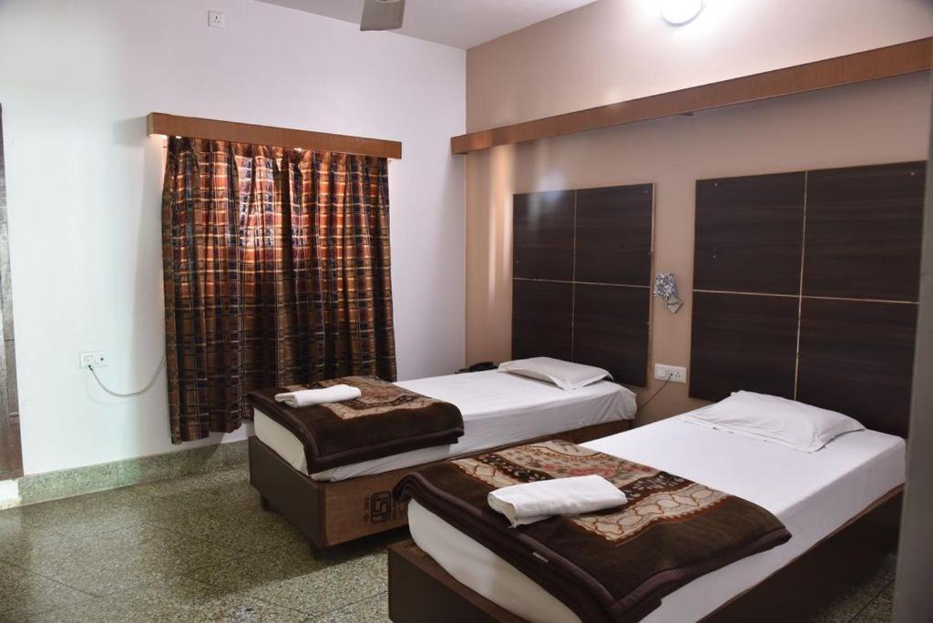 Hotel Ajaya Varanasi Eksteriør billede